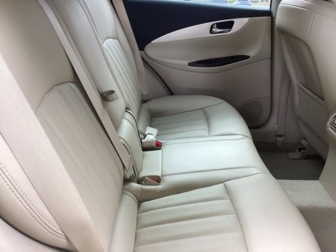 Used 2016 INFINITI QX50 AWD image 5