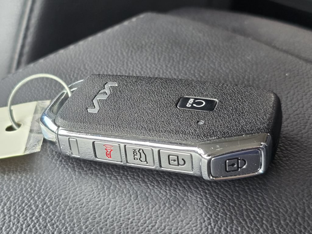 Used 2025 Kia Sportage SX FWD image 43