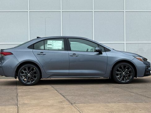 New 2026 Toyota Corolla XSE image 3