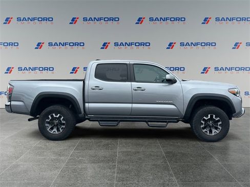 Used 2021 Toyota Tacoma SR5 image 6