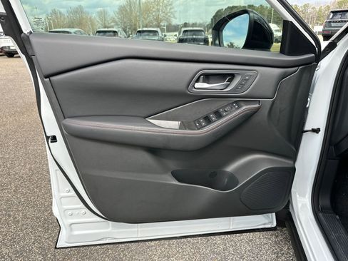 New 2026 Nissan Rogue SV w/ Rock Creek Premium Package AWD/4WD image 10