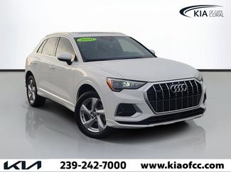 Used 2020 Audi Q3 2.0T Premium w/ Convenience Package AWD/4WD video 1