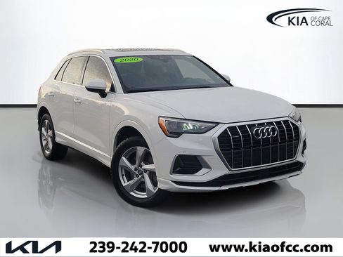 Used 2020 Audi Q3 2.0T Premium w/ Convenience Package AWD/4WD image 1