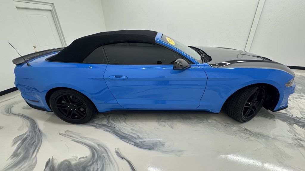 Used 2022 Ford Mustang Premium RWD image 10