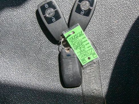 Used 2023 Mercedes-Benz Sprinter 2500 image 16