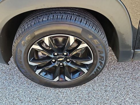 Used 2023 Chevrolet TrailBlazer LT w/ Convenience Package AWD/4WD image 12