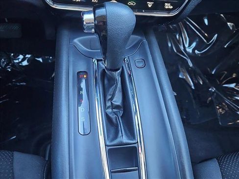 Used 2022 Honda HR-V EX image 12