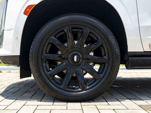 Used 2024 Cadillac Escalade Premium Luxury Platinum w/ LPO, Floor Liner Package AWD/4WD image 14