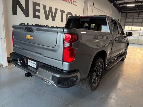 New 2026 Chevrolet Silverado 1500 LT w/ Z71 Off-Road Package AWD/4WD image 30