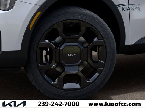 New 2026 Kia Sorento X-Line EX image 9