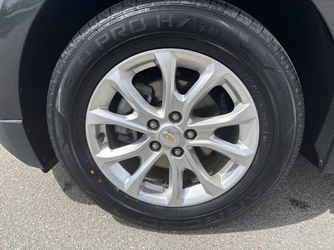 Used 2020 Chevrolet Equinox LS w/ LS Convenience Package image 10