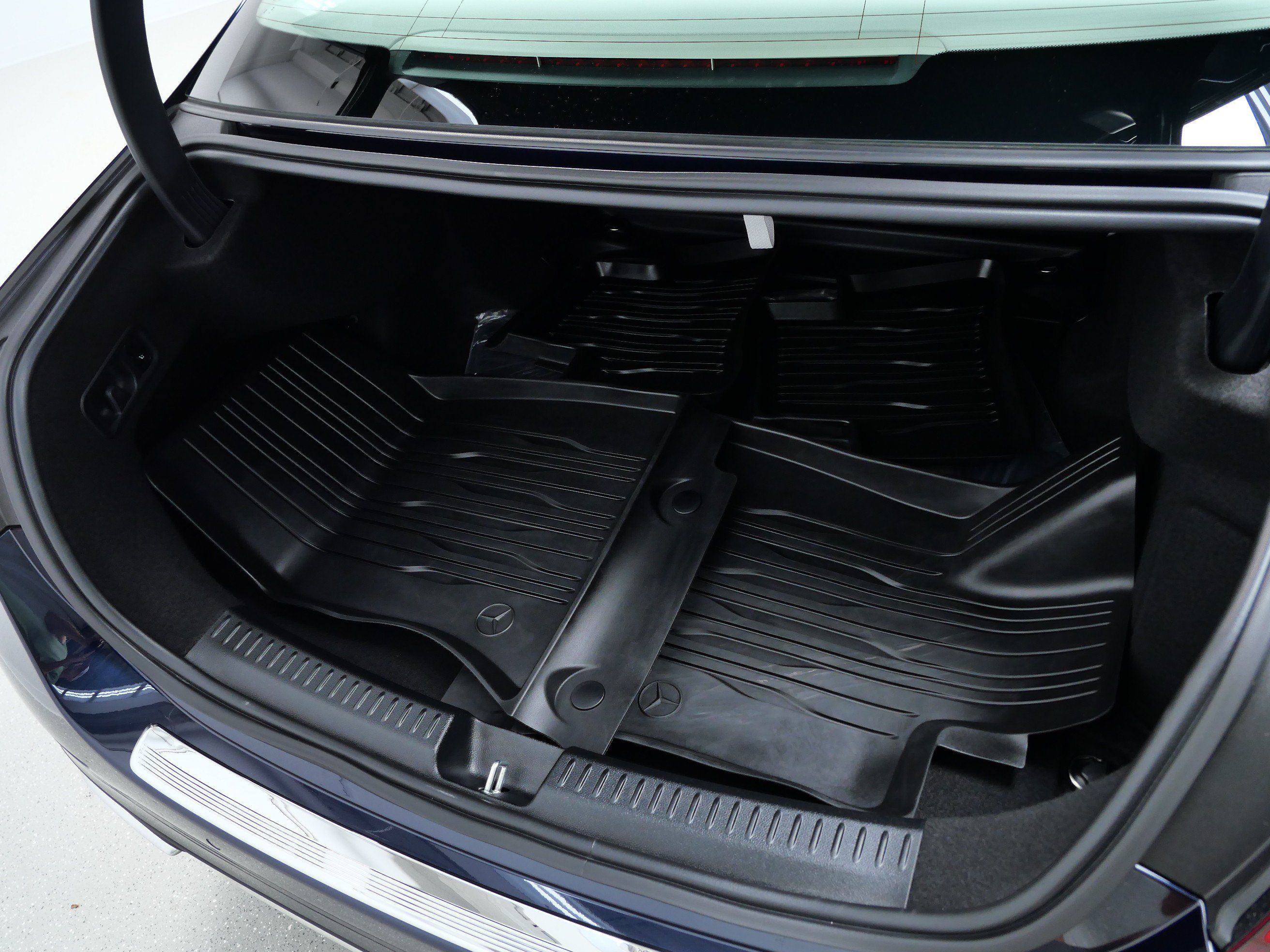 Certified 2026 Mercedes-Benz E 350 4MATIC Sedan image 7