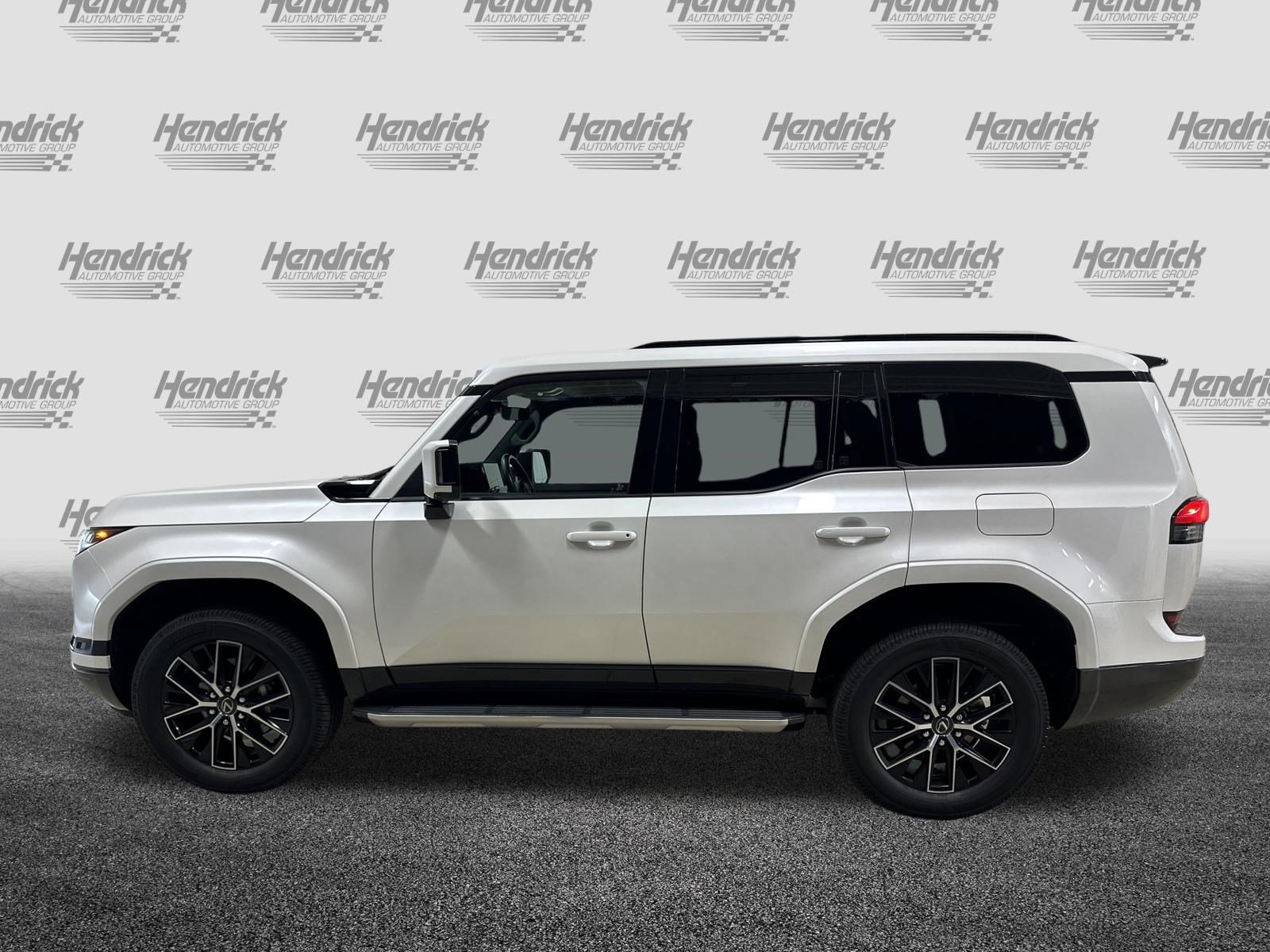 Certified 2024 Lexus GX 550 w/ Accessory Package (Z1) AWD/4WD image 7