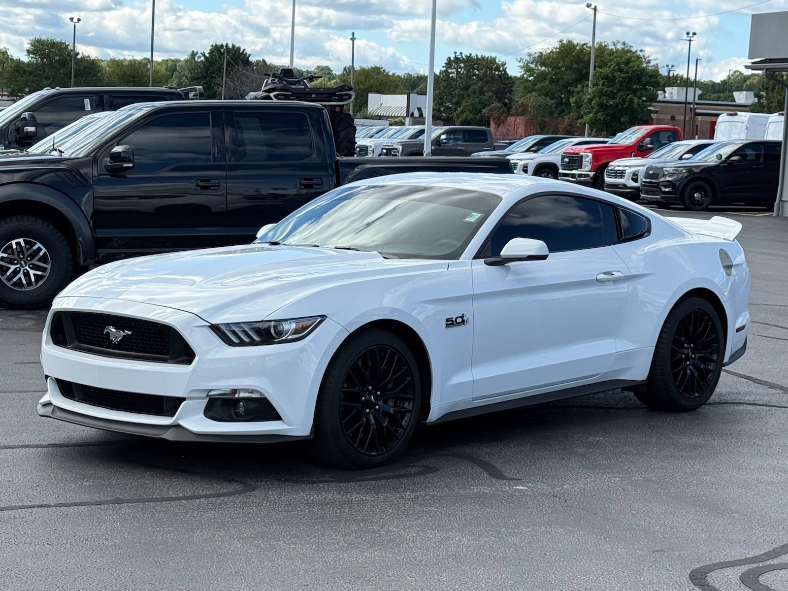 Used 2016 Ford Mustang GT Premium w/ GT Performance Package RWD image 8