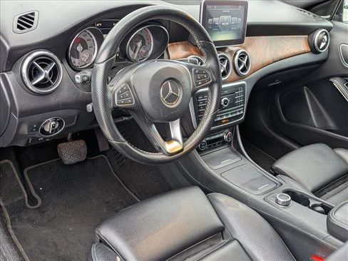 Certified 2016 Mercedes-Benz GLA 250 4MATIC image 9
