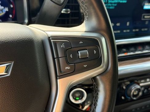 Used 2025 Chevrolet Silverado 2500 LT AWD/4WD image 13