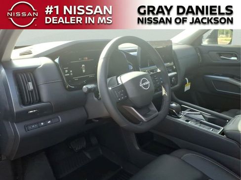 New 2026 Nissan Pathfinder SL w/ Cargo Package FWD image 11