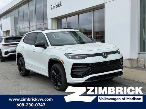New 2026 Volkswagen Tiguan SE R-Line AWD/4WD image 1