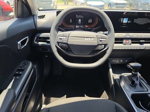 New 2026 Kia K4 FWD image 13