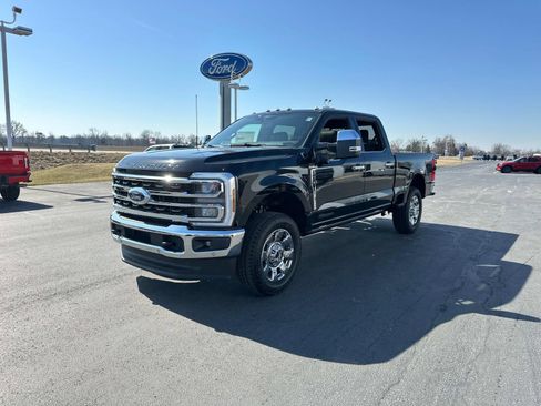 New 2025 Ford F350 King Ranch w/ Chrome Package image 32