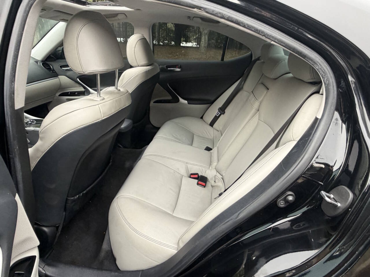 Used 2011 Lexus IS 250 RWD image 16