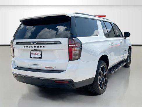 Used 2021 Chevrolet Suburban RST w/ Rear Media and Nav Package RWD image 7