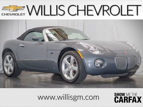 Used 2008 Pontiac Solstice Convertible w/ Convenience Package RWD image 1
