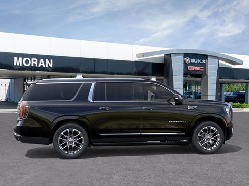 New 2026 GMC Yukon XL Denali image 7