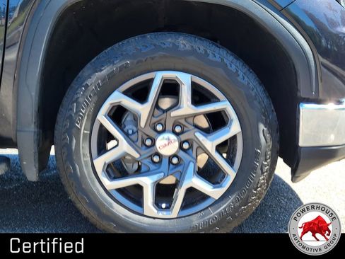 Used 2023 GMC Sierra 1500 SLT w/ SLT Premium Package image 11