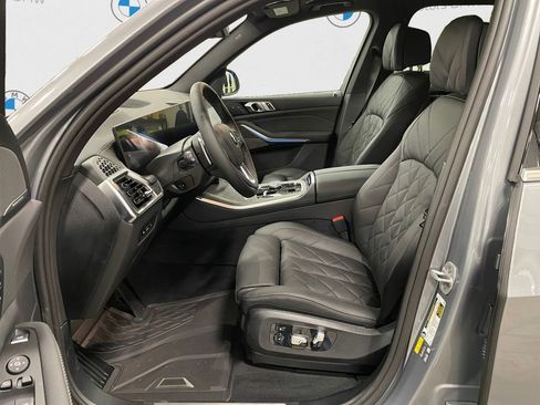 New 2026 BMW X5 xDrive50e image 9