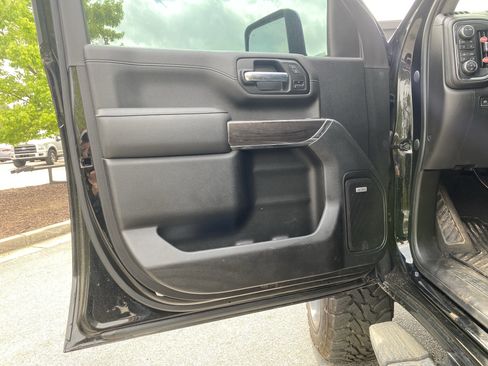 Used 2023 Chevrolet Silverado 2500 LTZ image 20