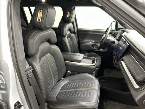 Used 2023 Rivian R1S Adventure AWD/4WD image 24
