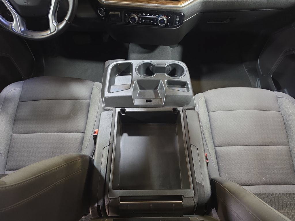 Used 2025 Chevrolet Silverado 1500 LT AWD/4WD image 16