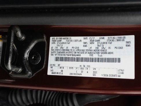 Used 2017 Ford F150 Lariat AWD/4WD image 32