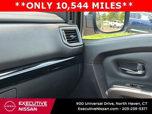 Certified 2024 Nissan Titan SV w/ SV Bronze Edition Package image 24