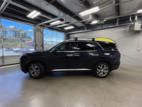 Used 2022 Hyundai Palisade SEL w/ Premium Package AWD/4WD image 2