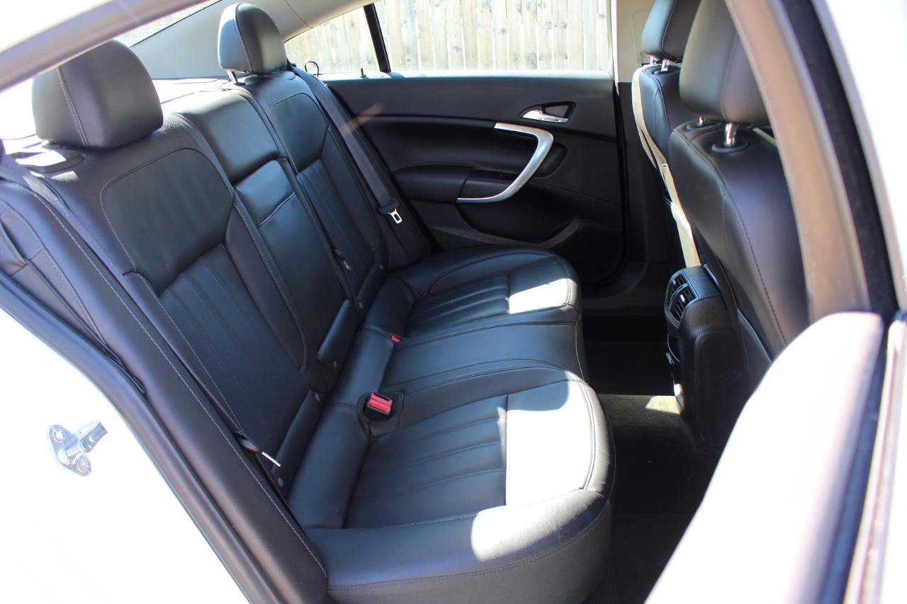 Used 2013 Buick Regal Premium FWD image 37