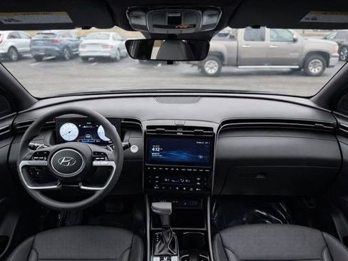 Used 2024 Hyundai Santa Cruz Night image 11