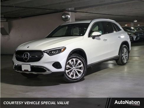 Certified 2025 Mercedes-Benz GLC 300 image 1