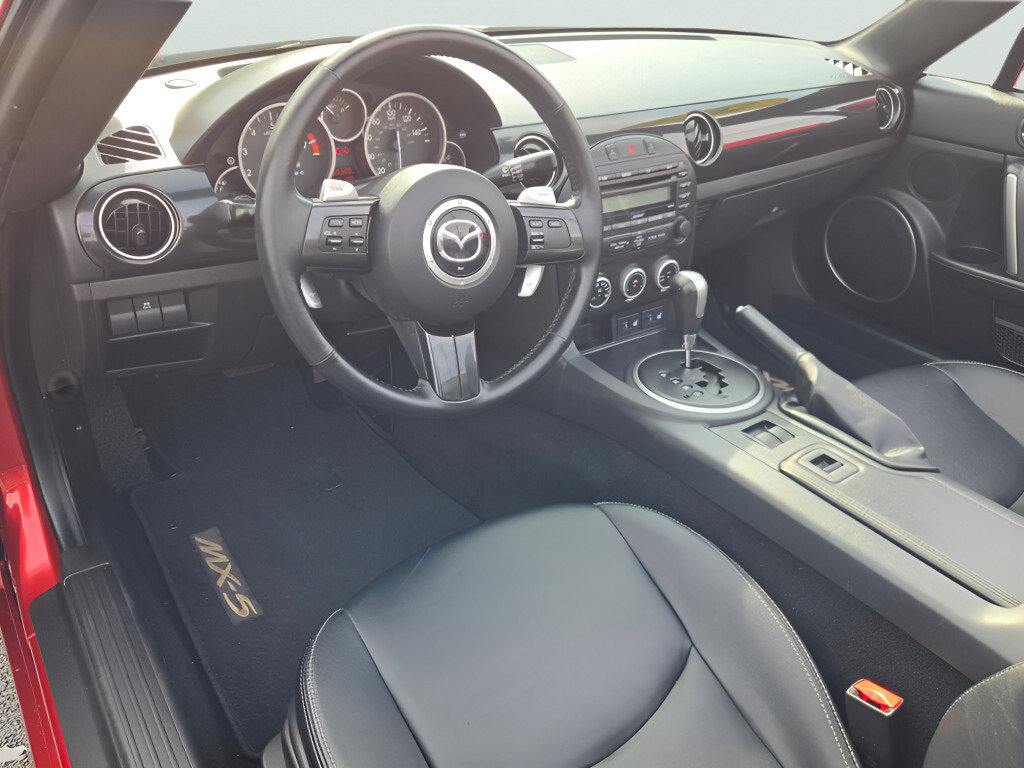 Used 2014 MAZDA MX-5 Miata Grand Touring w/ Premium Package RWD image 19