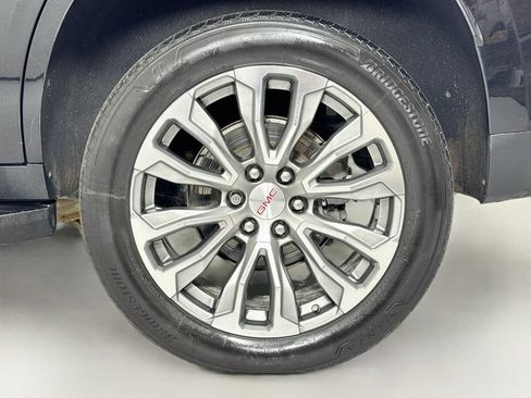 Used 2021 GMC Yukon Denali w/ LPO, Illumination Package AWD/4WD image 10