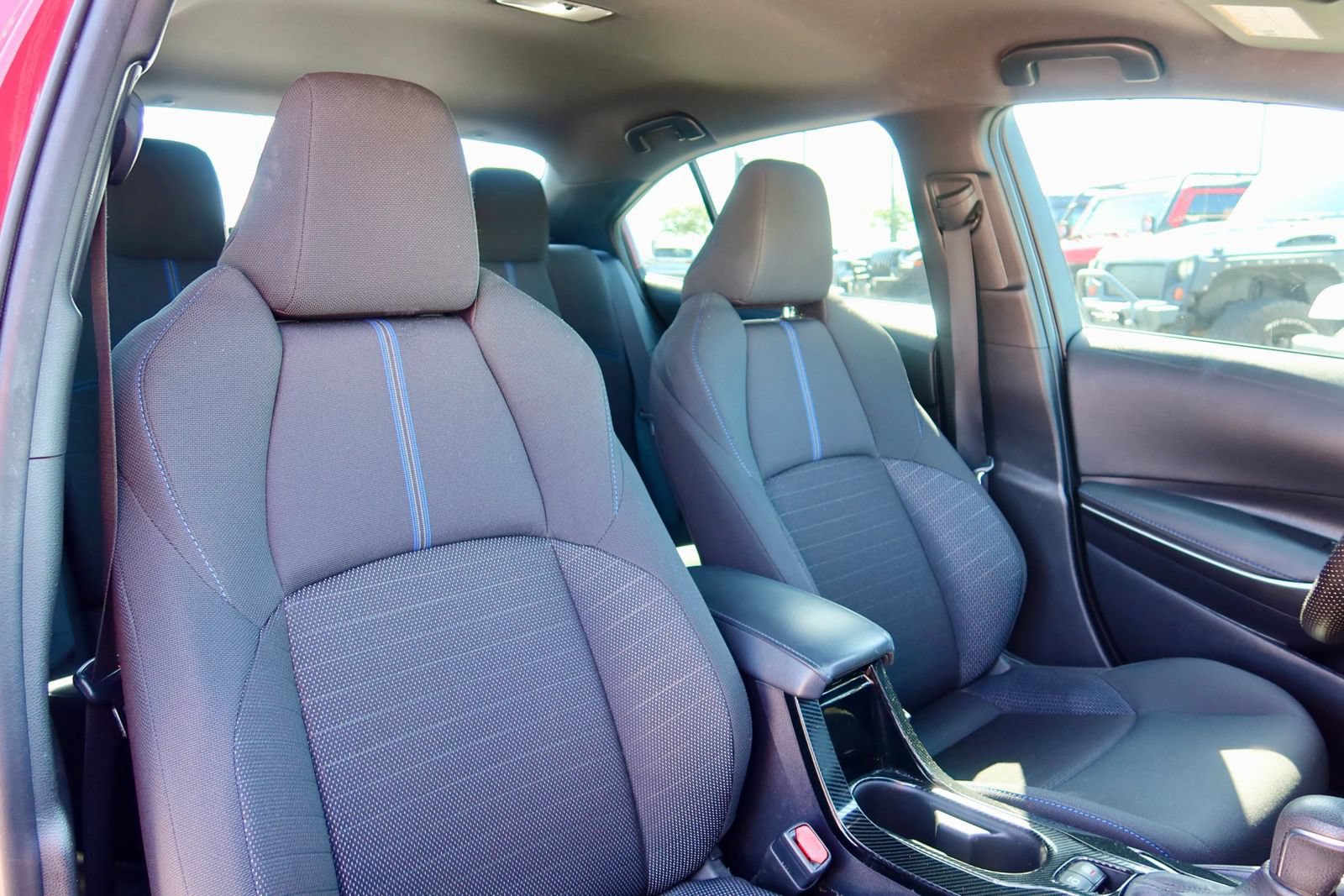 Used 2022 Toyota Corolla SE FWD image 25