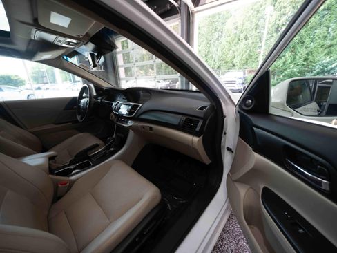 Used 2013 Honda Accord EX-L image 25