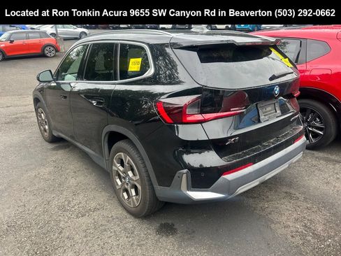 Used 2023 BMW X1 xDrive28i w/ Convenience Package AWD/4WD image 4