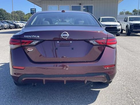 Used 2025 Nissan Sentra SV FWD image 5