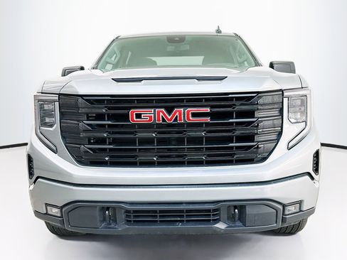 Used 2024 GMC Sierra 1500 Elevation image 2