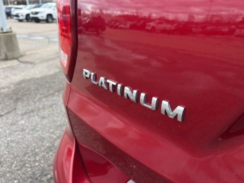Certified 2018 Ford Explorer Platinum image 27