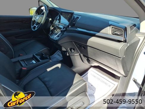 Used 2023 Honda Odyssey Elite image 10