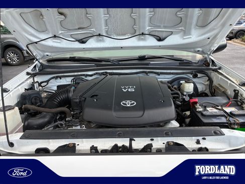 Used 2013 Toyota Tacoma 4x4 Double Cab w/ SR5 Pkg image 21