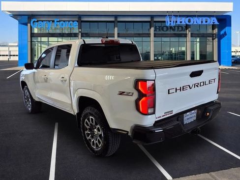 Used 2024 Chevrolet Colorado Z71 w/ Z71 Convenience Package 2 AWD/4WD image 3